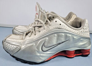 Nike Shox R4 Metallic Silver Comet Red BV1111-100 Men Size 6Y Running Shoes OG